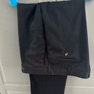 Lee Slacks Size 38x32 color black